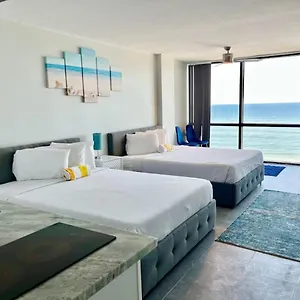  Holiday home Oceanside Beachfront United States